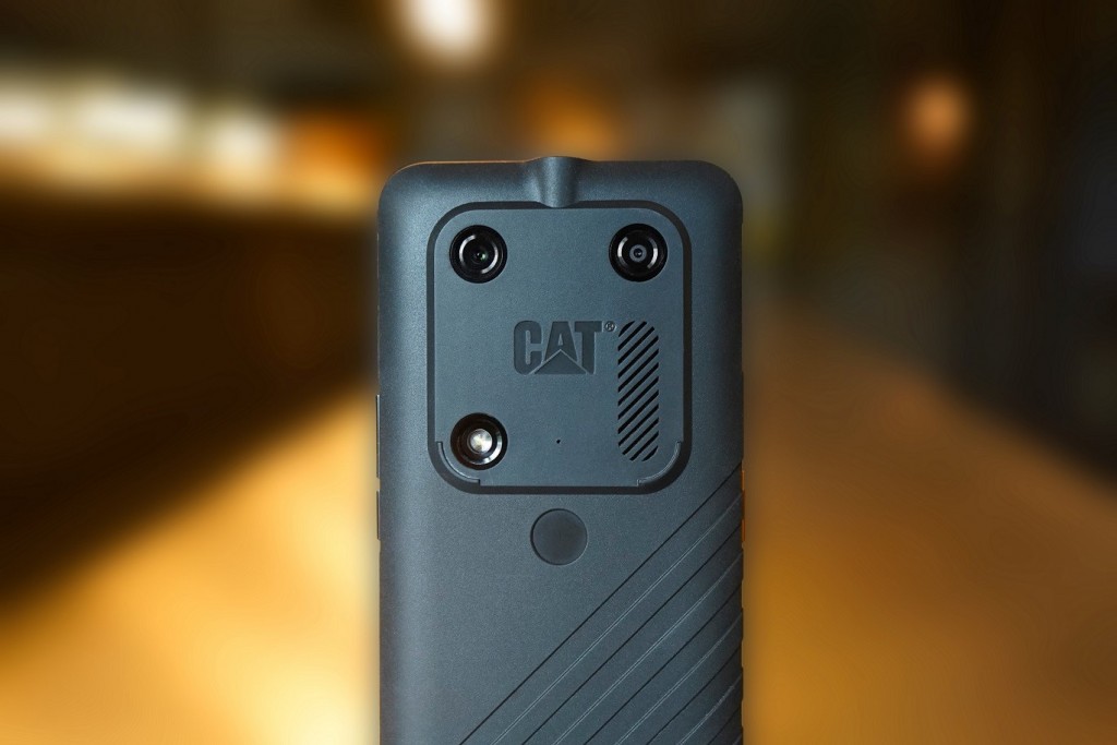 Cat S53_Lifestyle_2