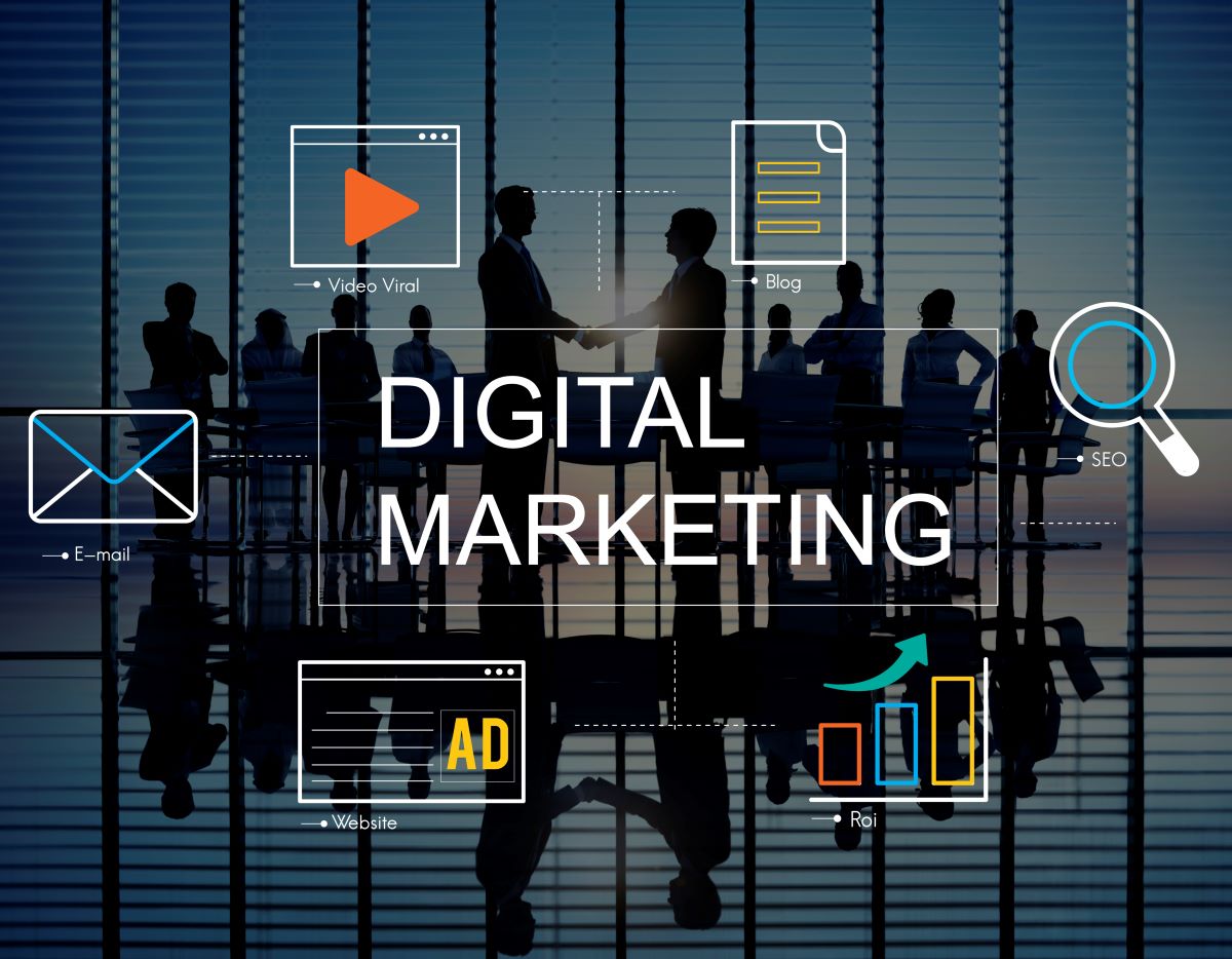 Digital marketing with icons business people