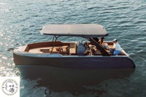 Българската компания HELIOS YACHTS печели световно отличие от “GUSSIES 2025” за електрическа яхта до 8м с модела HELIOS OMEGA 7.2