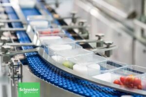 Проучване на Schneider Electric показва, че производителите на бързооборотни стоки разглеждат промишления изкуствен интелект като ключов лост за конкурентоспособност до 2030 г